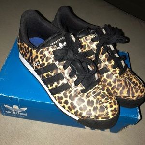 Adidas woman’s size 5